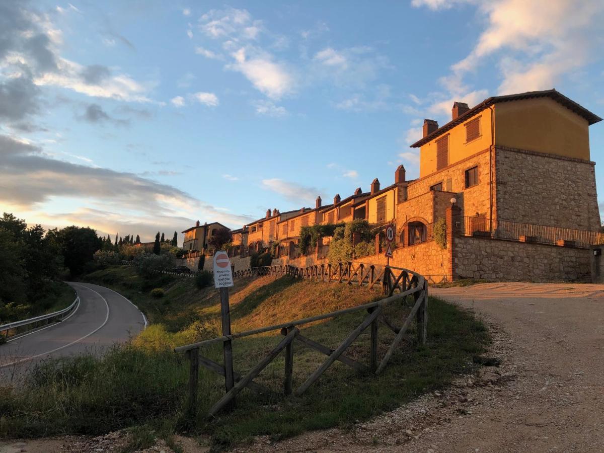 Apartamento Umbria, "Casa Sagrantina" Con Piscina E Pergolato Collazzone Exterior foto