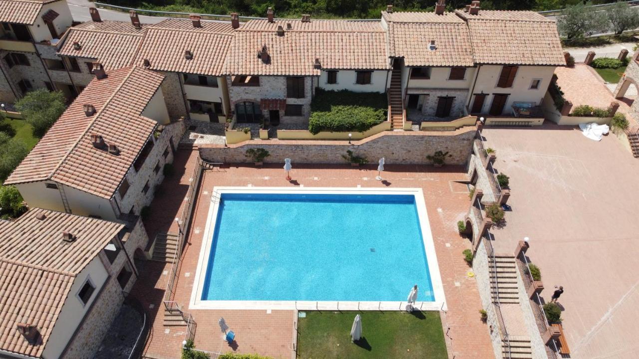 Apartamento Umbria, "Casa Sagrantina" Con Piscina E Pergolato Collazzone Exterior foto